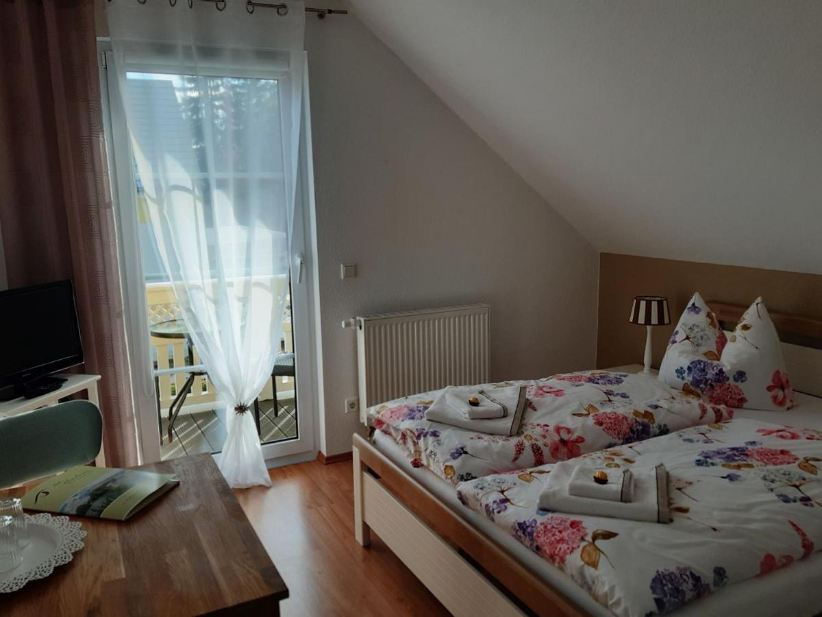 Gastezimmer Rosi Bad Klosterlausnitz Exteriér fotografie